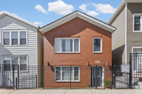 Updated Bridgeport Two-Unit Building