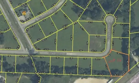 Residential Land in Foxberry Creek