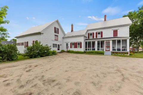 Charming 1890 Cornish Mixed-Use Property