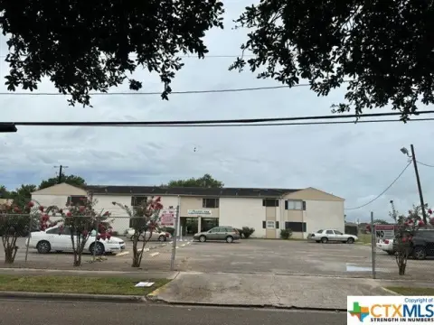 Victoria, TX Apartment Complex