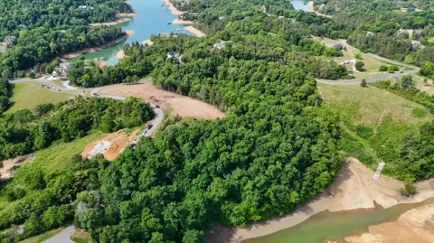Lakefront Lot in Scenic Shores