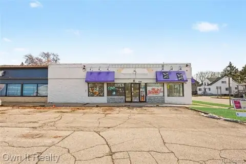 Port Huron Retail Corner Unit
