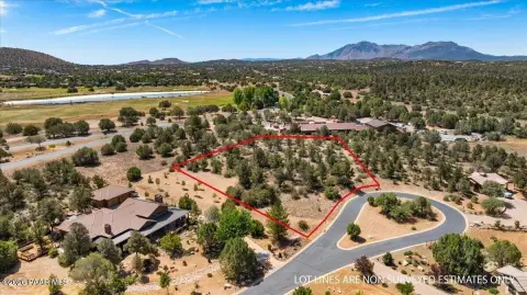 Gated Golf Community Cul-de-Sac Lot