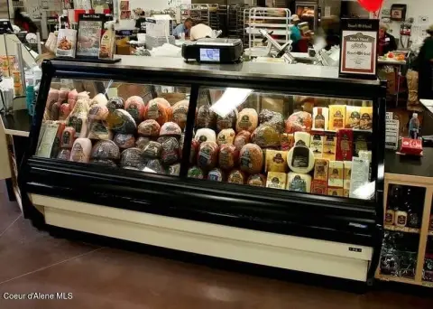 Brick-and-Mortar Convenience Store