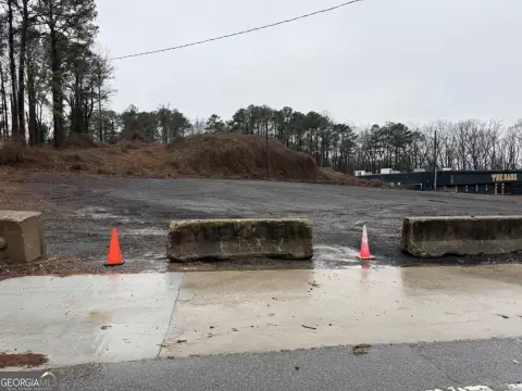 Atlanta Commercial Lot For Rent