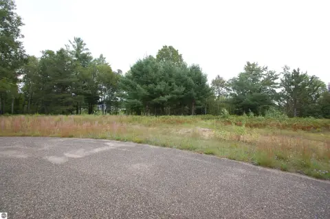 Residential Lot Near Flowage Lake