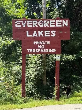 Residential Lot in Evergreen Lakes