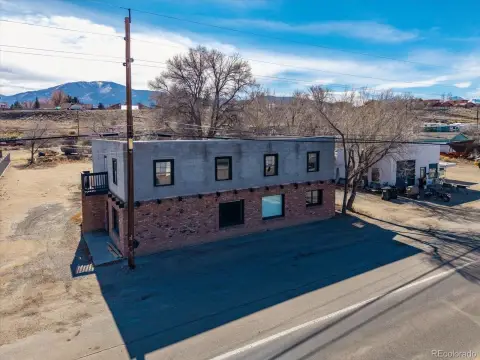 Mixed-Use Property with Apartment