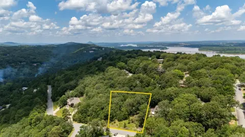 Residential Lot in Woodglen Park