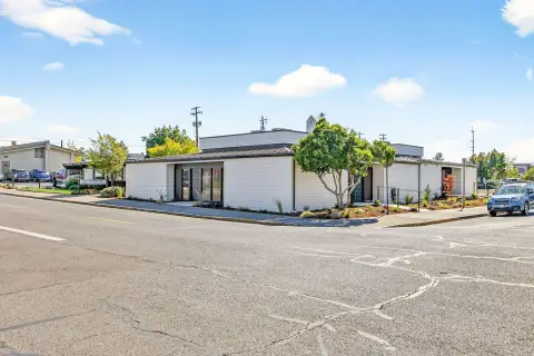 Updated Commercial Space For Lease