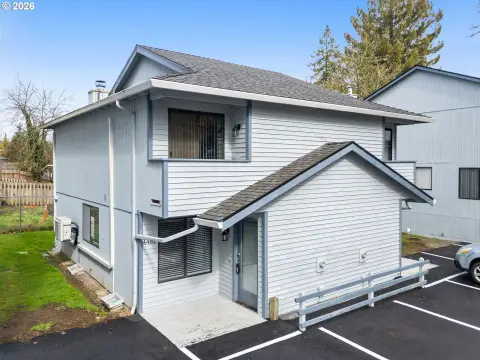 Multnomah Village Duplex Opportunity