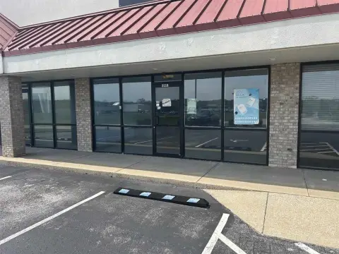 Retail Space in High Traffic Area