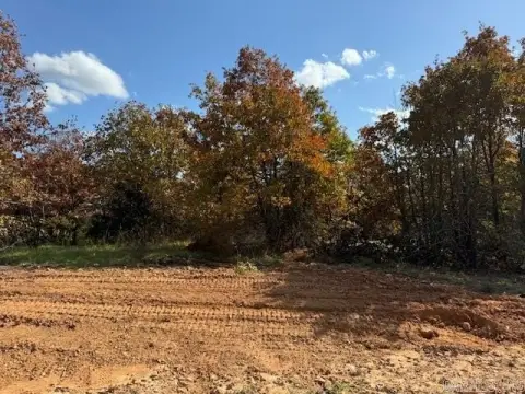 Residential Lot in Greenbrier, AR