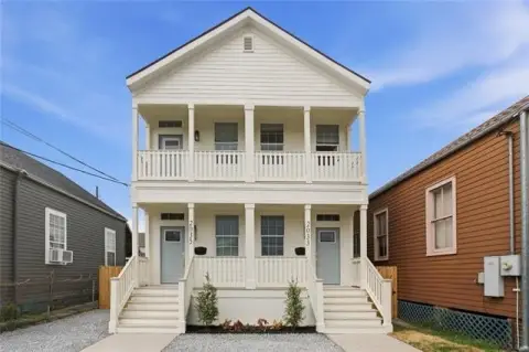 Renovated Duplex with Private Entrances