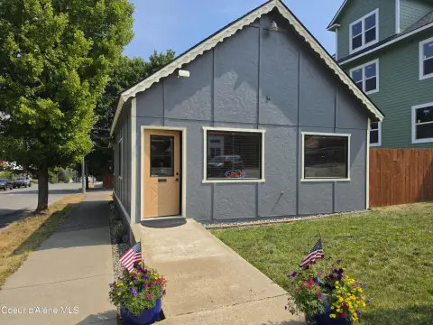Office Building with Private Parking