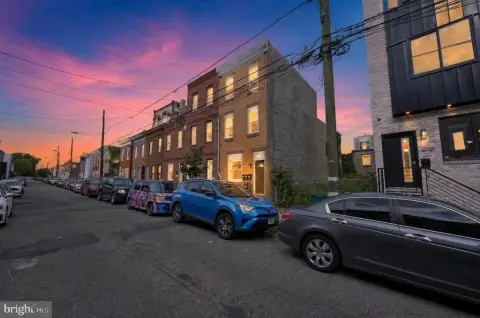 Newly Renovated Triplex with Patio Access