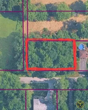 Residential Land in Quiet Neighborhood