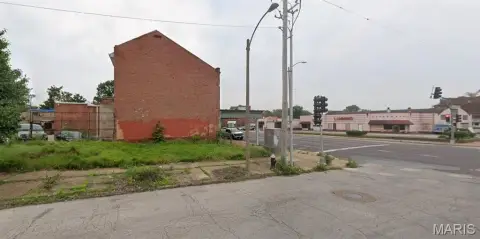 Commercial Corner Lot