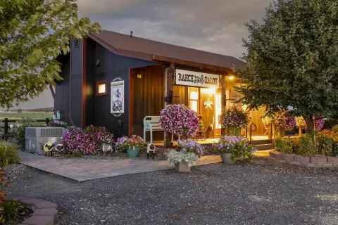 Powell Butte Commercial Space For Lease