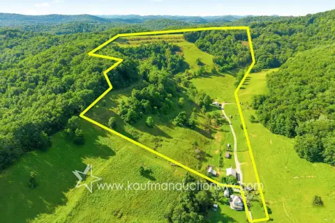 Agricultural Parcel with Barn