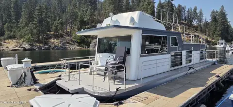Private Marina Boat Slip