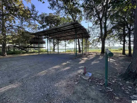 Waterfront Recreational Land