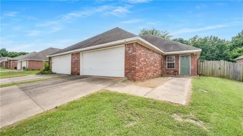 Duplex with Vacant Unit