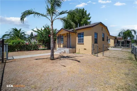 Detached Duplex with Garage