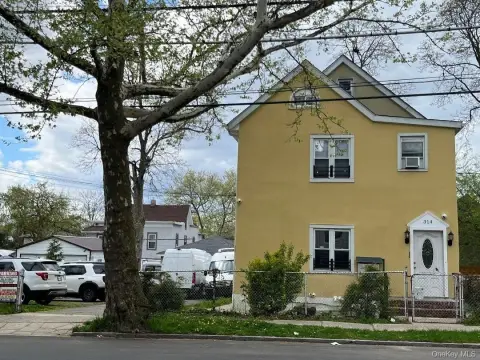 Mixed-Use Property in Mount Vernon