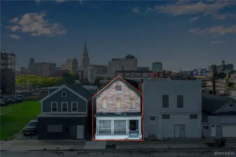 Oversized Multi-Family Near Downtown Buffalo
