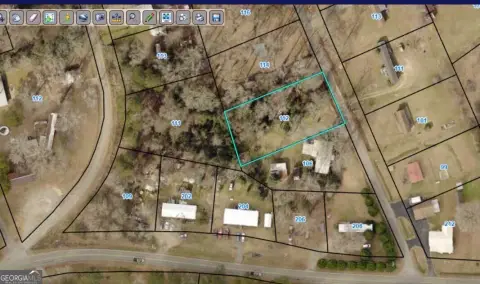 Level Lot in Lake Community