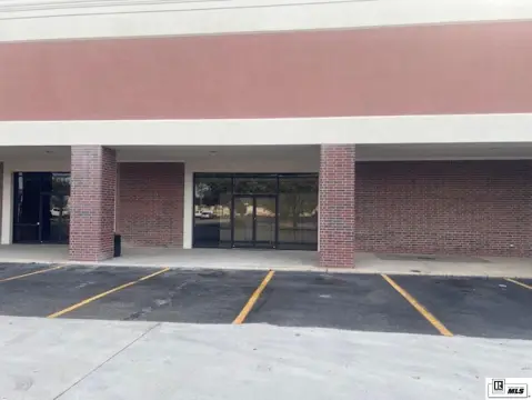 Retail Suite with Central Air