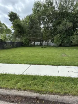Vacant Buildable Lot Near School