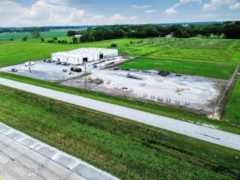 Industrial/Retail Space For Lease