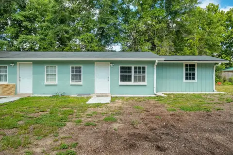 Duplex with Private Yard