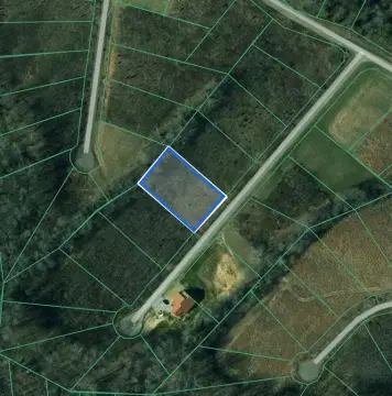 Half-Acre Lot in Green Farms