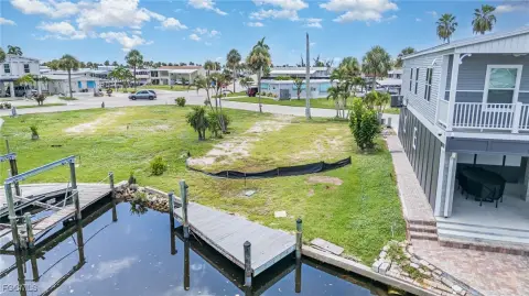 Waterfront Land in Bayside Estates