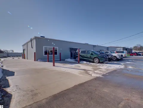 Traverse City Industrial Building For Rent