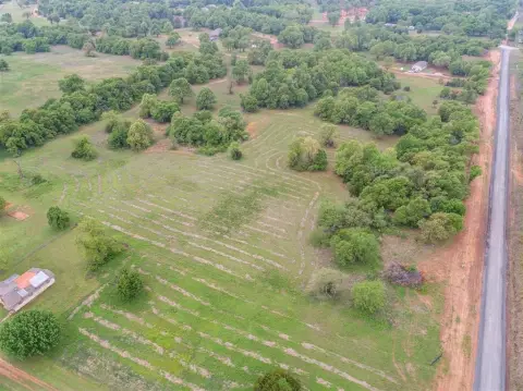 Harrah, OK - 2.5 Acre Land