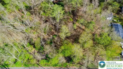 East Stroudsburg Woodsy Land