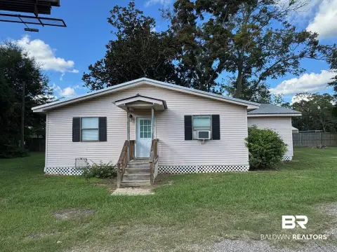 Furnished Apartment Buildings on Highway 59
