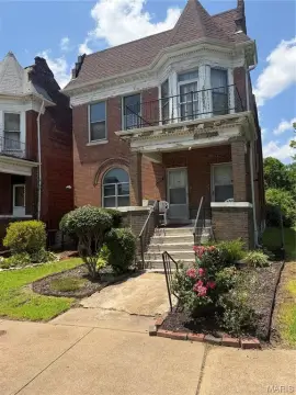 Duplex with Two 2-Bed Units