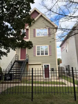 Duplex with Private Deck