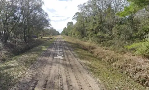 Spacious Land in Hastings, Florida