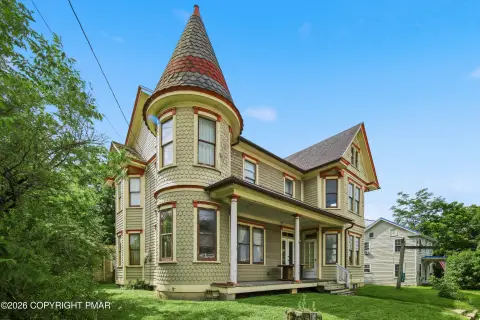 Historic Mixed-Use Retail Property
