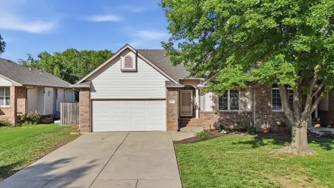 Move-In-Ready Half-Duplex Ranch