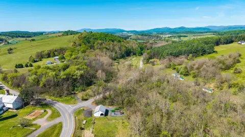 Scenic Bridgewater Building Lots