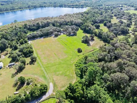 Lakefront Land in Pierson, Florida