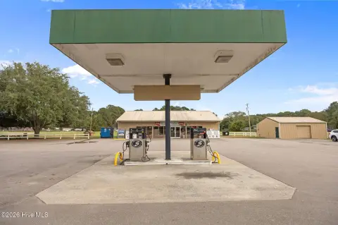 Grocery & Convenience Store with Grill