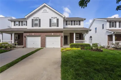 Duplex in Quiet Kansas City